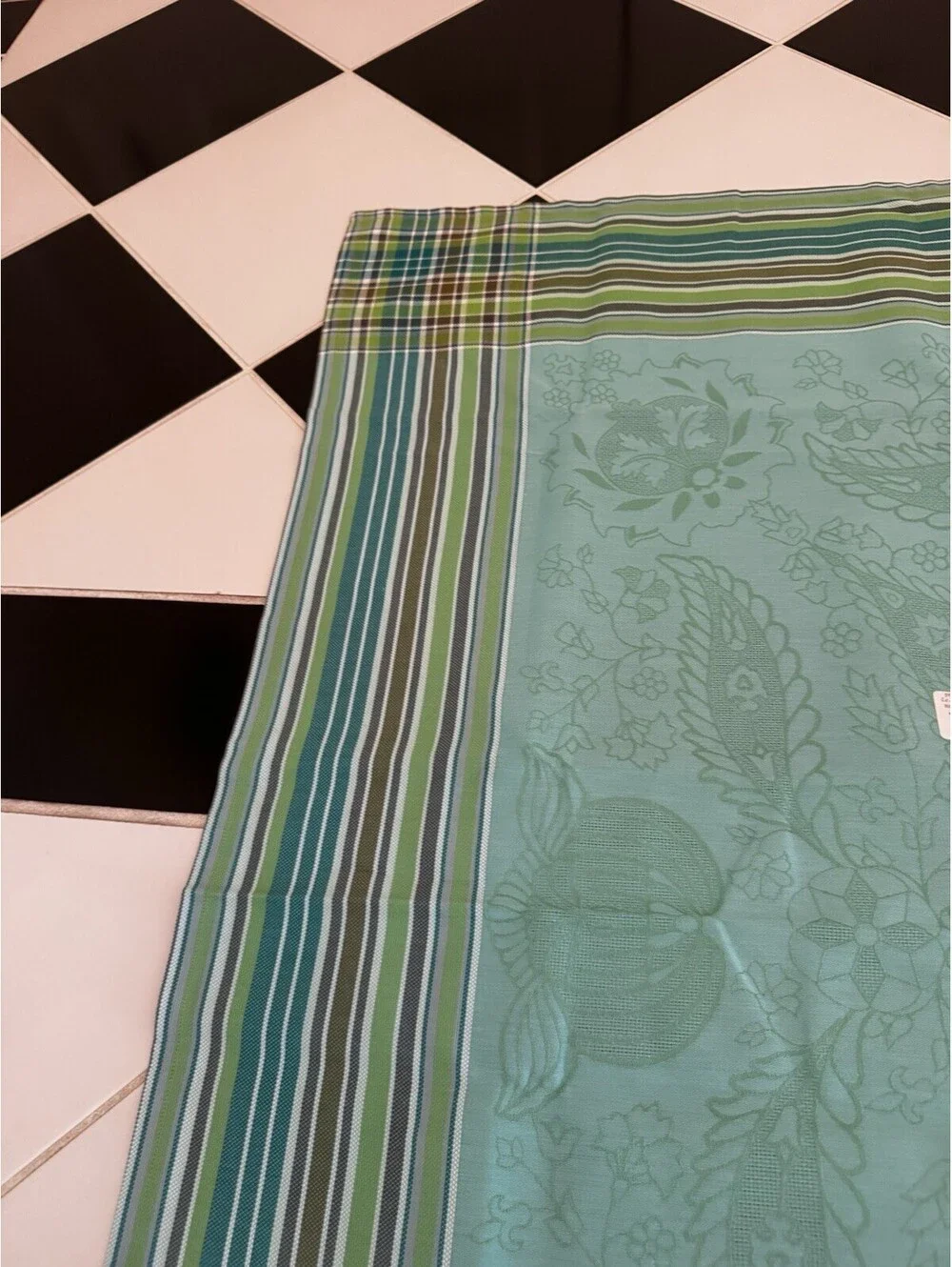 N/A le jacquard